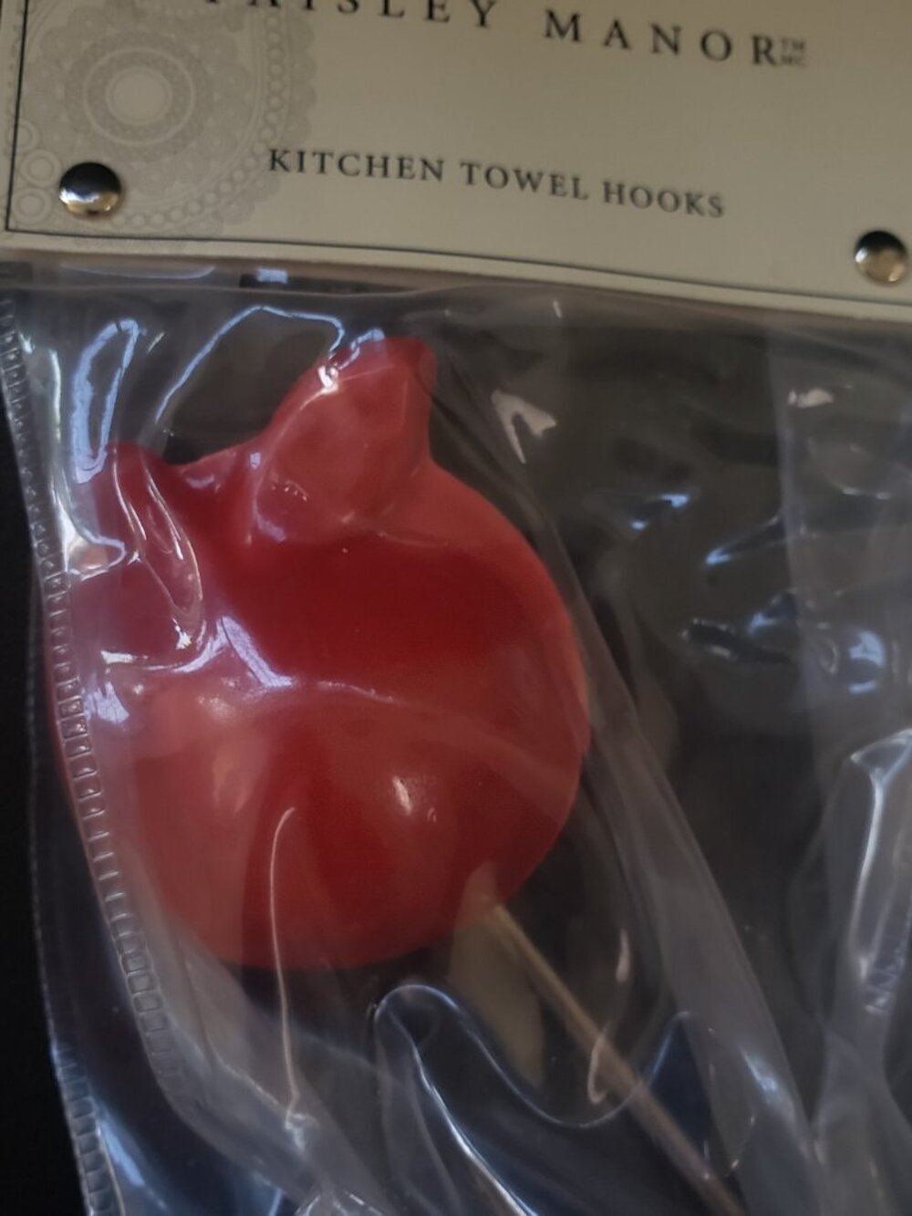 NWT Fun and Quirky Red Apple Shaped Kitchen Towel Hooks - Set of 2 - Picture 11 of 12